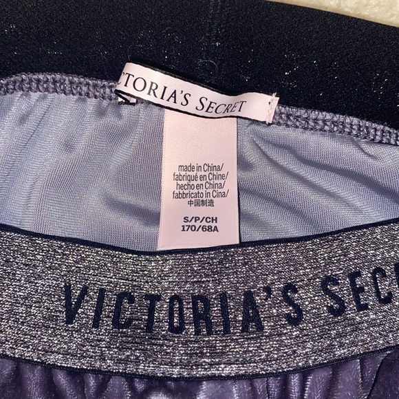 NWOT victoria’s secret velvet leggings - Picture 3 of 4